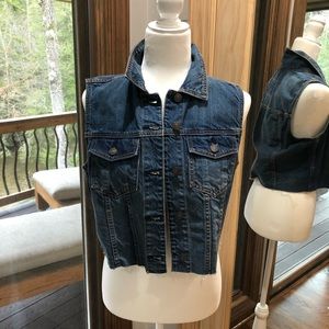 NWT Abercrombie & Fitch denim vest